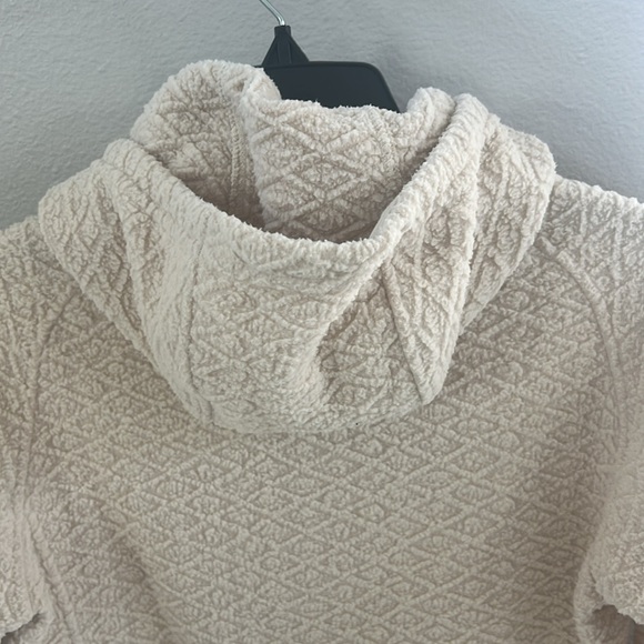 Patagonia cream pullover sweatshirt size small - Picture 7 of 7